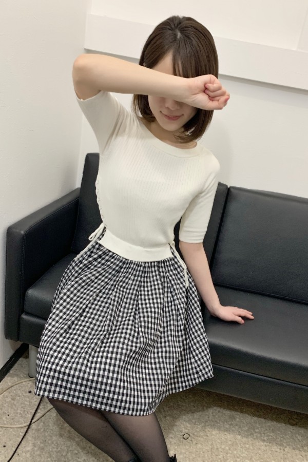 é¦å¥/ããª